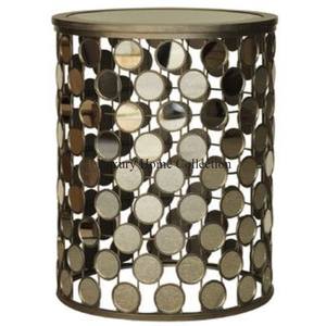 Mesa auxiliar de Metal de diseño cilíndrico único con diseño de cristal hecho a mano aspecto atractivo suministros para muebles de sala de estar - Product Image 1