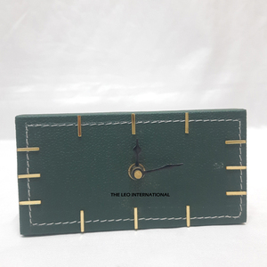 นาฬิกาตั้งโต๊ะทำจากวัสดุแบบดั้งเดิมทรงสี่เหลี่ยมผืนผ้าอุปกรณ์จัดระเบียบโต๊ะสำหรับบ้านห้องนั่งเล่นและโรงแรม - Product Image 1