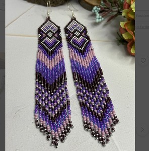 Fabriqué juste pour vous, boucles d'oreilles en perles, boucles d'oreilles violettes à franges, boucles d'oreilles bohèmes - Product Image 2