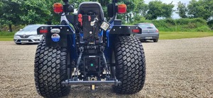 Achetez des mini-tracteurs Solis d'occasion et neufs, 16 CV, tracteurs agricoles compacts pour petites exploitations agricoles et jardins. Disponibles en stock. - Product Image 2