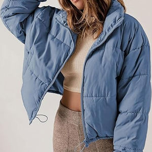 Blouson matelassé pour femme personnalisé à faible MOQ, vêtement d'extérieur chaud d'hiver, service OEM, toile respirante, rembourrage en coton, nylon, polyester - Product Image 4
