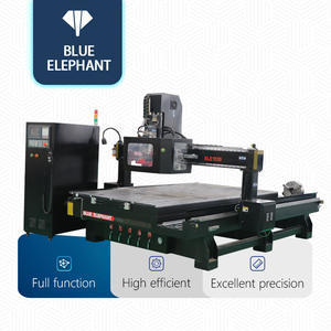 Máquina CNC para Tallado de Estatuas 3D, Router CNC 1325 1530 con Eje Rotatorio, Máquina para Fabricar Patas de Mesa y Sillas de Madera en Venta - Product Image 1