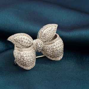 Unique Designer 925 Sterling Silver Leb Grown Diamond Broche Bijoux de fête et de mariage élégants Cadeau parfait pour elle - Product Image 5