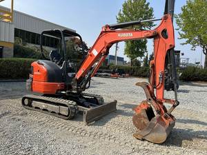 รถขุดขนาดเล็ก Kubota KX033-4 ปี 2019: กำลังขับเคลื่อน 3 ตัน ขนาดกะทัดรัด พร้อมความมั่นคงและความแม่นยำที่เหนือกว่า - Product Image 3