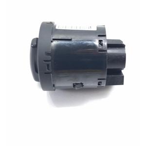 Interruttore di Controllo Luci FIAT Freemont 1a Serie 68041761AB (11>) - Product Image 5
