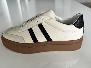 Baskets en tricot tendance unisexes pour un style de vie urbain actif, chaussures de course respirantes et antidérapantes en maille pour un usage quotidien au printemps - Product Image 3