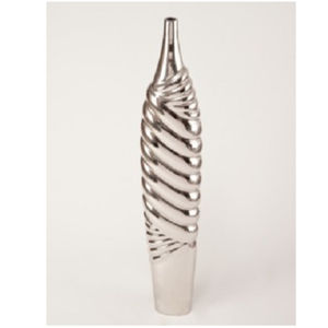 Ensemble élégant de 3 vases à fleurs en métal argenté au design élégant, parfaits pour la décoration intérieure et les centres de table de mariage - Product Image 4