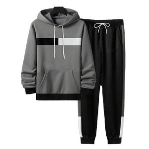 Dernier modèle de survêtement pour hommes Ensemble décontracté personnalisé Survêtement à coupe ample à la mode Ensemble de survêtements pour hommes de plein air - Product Image 4