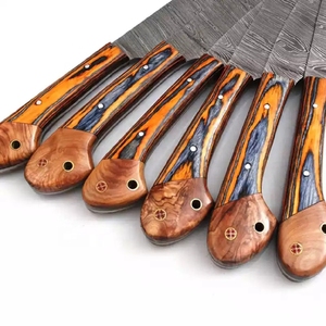 Vente en gros service personnalisé OEM ODM de haute qualité meilleur prix ensemble de couteaux de chef de cuisine en acier Damas ensemble de couteaux de cuisine faits à la main - Product Image 6