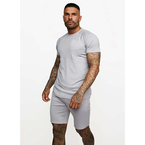 Venta al por mayor 2025 Conjunto de camiseta y pantalones cortos, Streetwear Unisex en blanco Lavado Oversize Hombres camiseta y pantalones cortos Conjunto de calidad superior - Product Image 3