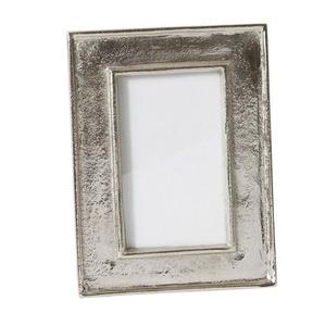 Les cadres en aluminium de qualité supérieure rehaussent les intérieurs modernes avec des lignes épurées, une résistance durable et un attrait contemporain raffiné. - Product Image 3