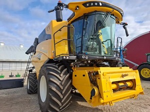 Qualité Bonne Agriculture Machines Moissonneuse-batteuse Nouvelle Et Hollande CR9.90 Moissonneuse-batteuse Pour Le Riz Et Le Blé Prix Bon Marché - Product Image 4