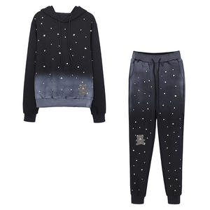 Survêtement d'hiver surdimensionné 2 pièces pour femmes grande taille Full Decorate Rhinestone Hoodies 2-Piece Rhinestone Hoodie Sets - Product Image 5