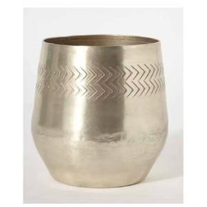 Beau vase à fleurs en aluminium doré, chef-d 'œuvre artistique fabriqué à la main, idéal pour les bougeoirs à fleurs ou l'affichage de plantes - Product Image 3