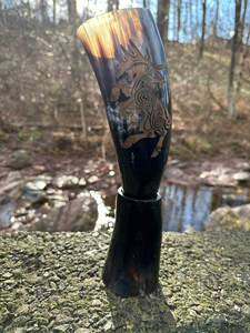 Cuerno para Beber de Diseño Animal Tallado a Mano, Estilo Vikingo Natural, Ecológico, Pulido, para Cerveza, Vino o Agua - Product Image 2