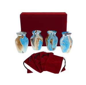 Urne souvenir en aluminium Lot de 4 avec boîte en velours noir Urnes funéraires gravées pour cendres commémoratives - Product Image 6