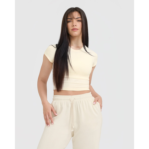 Camiseta Beige 100% de algodón de alta calidad para mujer, camiseta informal ligera, suave, transpirable y elegante, camiseta de entrenamiento de gimnasio de ajuste relajado de diseñador - Product Image 1