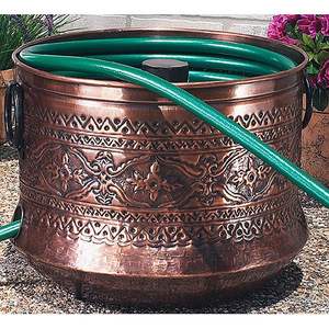 Macetas decorativas de metal para mangueras de jardín, para almacenamiento en exteriores, mantienen las mangueras seguras con un diseño elegante y duradero. - Product Image 5