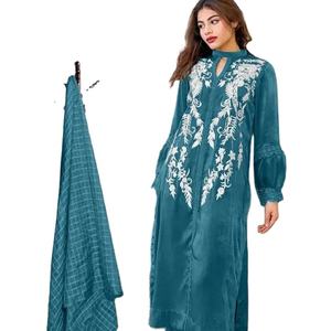 Conjunto Kurti de secuencia de bordado de terciopelo de último diseñador por Fab Zone - Product Image 1