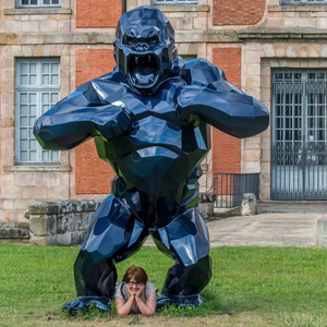 Custom Outdoor Decoration Life Size Fiberglass Geometry <strong>Statue</strong> <strong>Large</strong> Size Geometric Gorilla King Kong Sculpture for Garden - Product Image 2