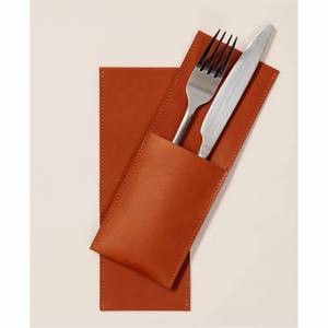 Porta Cubiertos de Cuero Genuino Ecológico Hecho a Mano para Restaurante, Organizador de Cubiertos, Almacenamiento de Cubiertos Vintage LRCH-0082 - Product Image 3