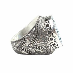 Bague pour homme en argent sterling 925, fabriquée à la main, avec 7 pierres d'aquamarine serties clos, motif colonne gravé, pour usage quotidien, certifiée IGI - Product Image 3