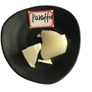 Granulés de cire de polyéthylène (PE) utilisés pour le revêtement en poudre, les encres d'impression et les peintures de marquage routier - Product Image 1