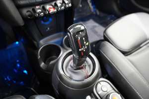 2020 Hardtop 4 Door Cooper S 4dr Hatchback Sedan Dark Interior Gauche Direction à vendre-Véhicule d'occasion Conduite à gauche Options - Product Image 3