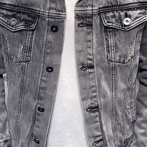 Venta al por mayor Premium desgastado lavado bordado brazo Jeans chaqueta para los hombres personalizado elegante 100% algodón - Product Image 3