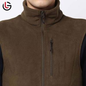 Chaleco Reversible de forro polar personalizado para hombre, transpirable, con cremallera frontal, ropa informal activa para gimnasio para invierno, venta al por mayor - Product Image 3