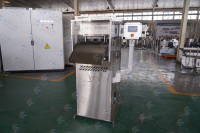 Machine entièrement automatique de fabrication de gâteaux de riz aux céréales coréennes