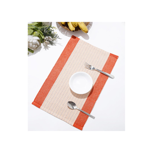 Tapis de table abstrait en feuille centrale verte florale Décoration de salle à manger légère faite à la main en 100% coton avec un travail brodé minimal - Product Image 5