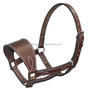 Vente en gros de licou de cheval anatomique en cuir de qualité supérieure avec coutures fantaisie et quincaillerie réglable en laiton massif toutes tailles - Product Image 4