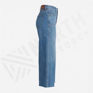 Vente en gros de jeans pour femmes à taille haute, pattes d'éléphant, déchirés, vêtements décontractés pour femmes, pantalons mi-longs, streetwear d'hiver, OEM - Product Image 3