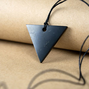 Colgante de Shungita Triángulo Femenino 1.6*1.8 pulgadas (40*45 mm) - Product Image 1