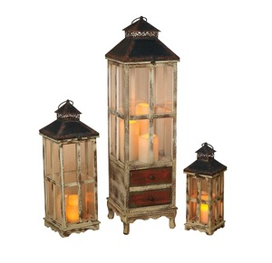 Conjunto de dos faroles colgantes de diferentes tamaños en metal dorado, farol marroquí para bodas, hogar y uso en hoteles - Product Image 6