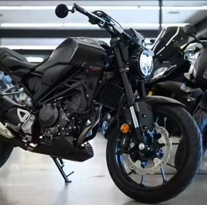 Nouvelle moto de route Honda CB300R ABS 286 cm³ monocylindre 4 temps Performance 2025-2026 - Product Image 1