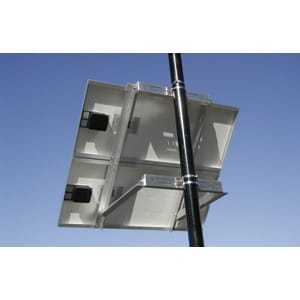 Support latéral pour poteau pour modules solaires de type D 4X, 31-33" x 60-67", en aluminium anodisé et acier - Product Image 1