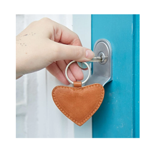 Venta al por mayor 50*28mm cuero Color llavero Acero inoxidable Metal con cuero Pu llavero para color verde - Product Image 4