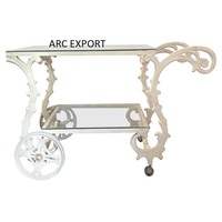 Grand chariot de service moderne en métal argenté avec miroir transparent brillant, élégant et Antique pour le dîner et le déjeuner