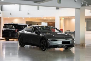 2024 Z I I K R 7 AWD Lithium Battery 110kWh+ R18 Tires Double Drive Motor Leather Seats 6 Seats Rear <b>Camera</b> <b>Panoramic</b> Sedan - Product Image 3