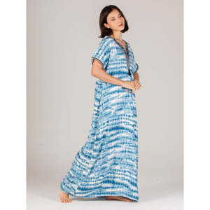 Chemise de nuit longue maxi Evolve pour femme, élégante, boutonnée, à fermeture éclair, en viscose Liva imprimée, coupe ample, en tissu doux tissé - Product Image 2