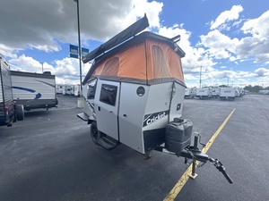 Taxa Outdoors C-r-i-c-k-e-t O-V-E-R-L-A-N-D d'occasion 2023 - Product Image 2