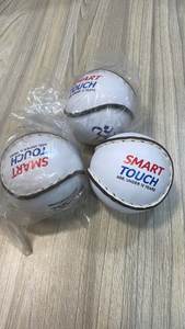 Balles de hurling Super Strong & Long Lasting Grip Équipement d'entraînement durable toute l'année pour les 10-12 ans pour les nouveaux utilisateurs - Product Image 6