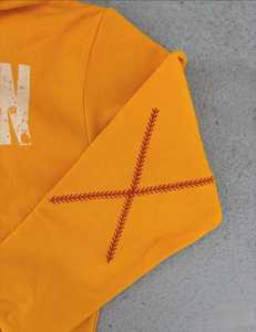 เสื้อฮู้ดผ้าฝ้าย100% แบบสวมหัวมีฮู้ดพิมพ์ลายงานปักคุณภาพสูง - Product Image 6