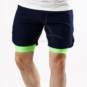 Shorts de Compresión para Hombre de Alta Calidad con Tela Elástica Transpirable, Ideales para Entrenamiento y Ejercicio en el Gimnasio - Product Image 1