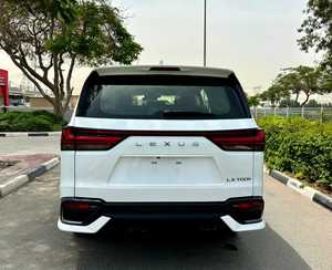 รถใหม่เอี่ยมปี 2025 เล็กซัส LX-SERIES LX 700h F-SPORT 0 กม. 400-499 แรงม้า เครื่องยนต์ 6 สูบ 5 ที่นั่ง เกียร์อัตโนมัติ - Product Image 4