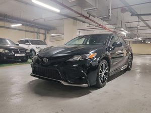 Toyota Camry 2020 d'occasion - Product Image 6