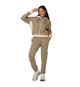 Combinaisons de sport pour femmes, ensembles de jogging en coton 2 pièces, survêtement personnalisé pour femmes, jogging pour femmes - Product Image 1