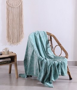 Grand tapis de pique-nique | Cadeau Saint Valentin fête des mères Pâques | Boho Home Rustic Velvet Throw Blanket Quilt - Product Image 2